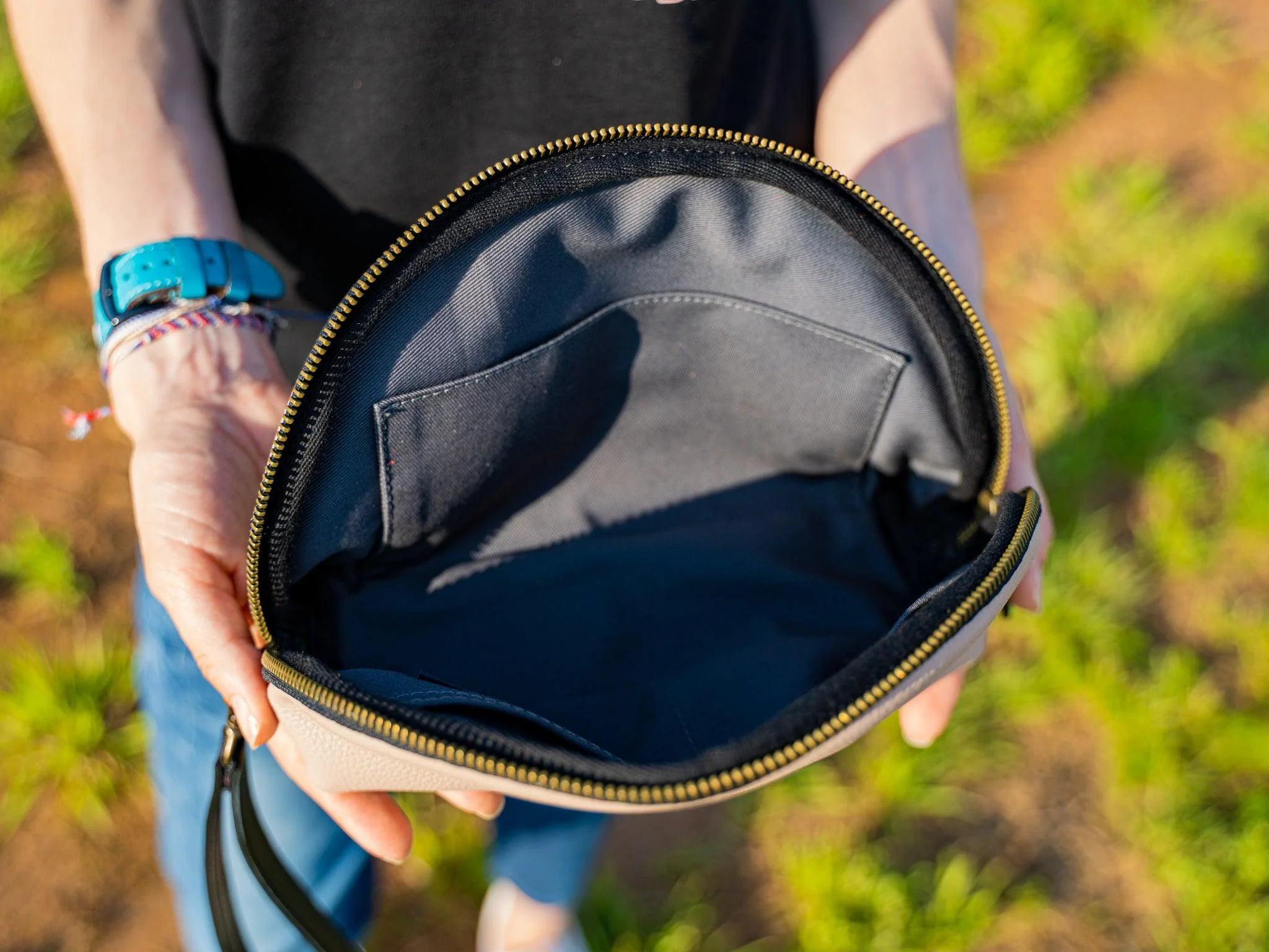 Italian Leather Zipper Pouch - Grey - Image 3