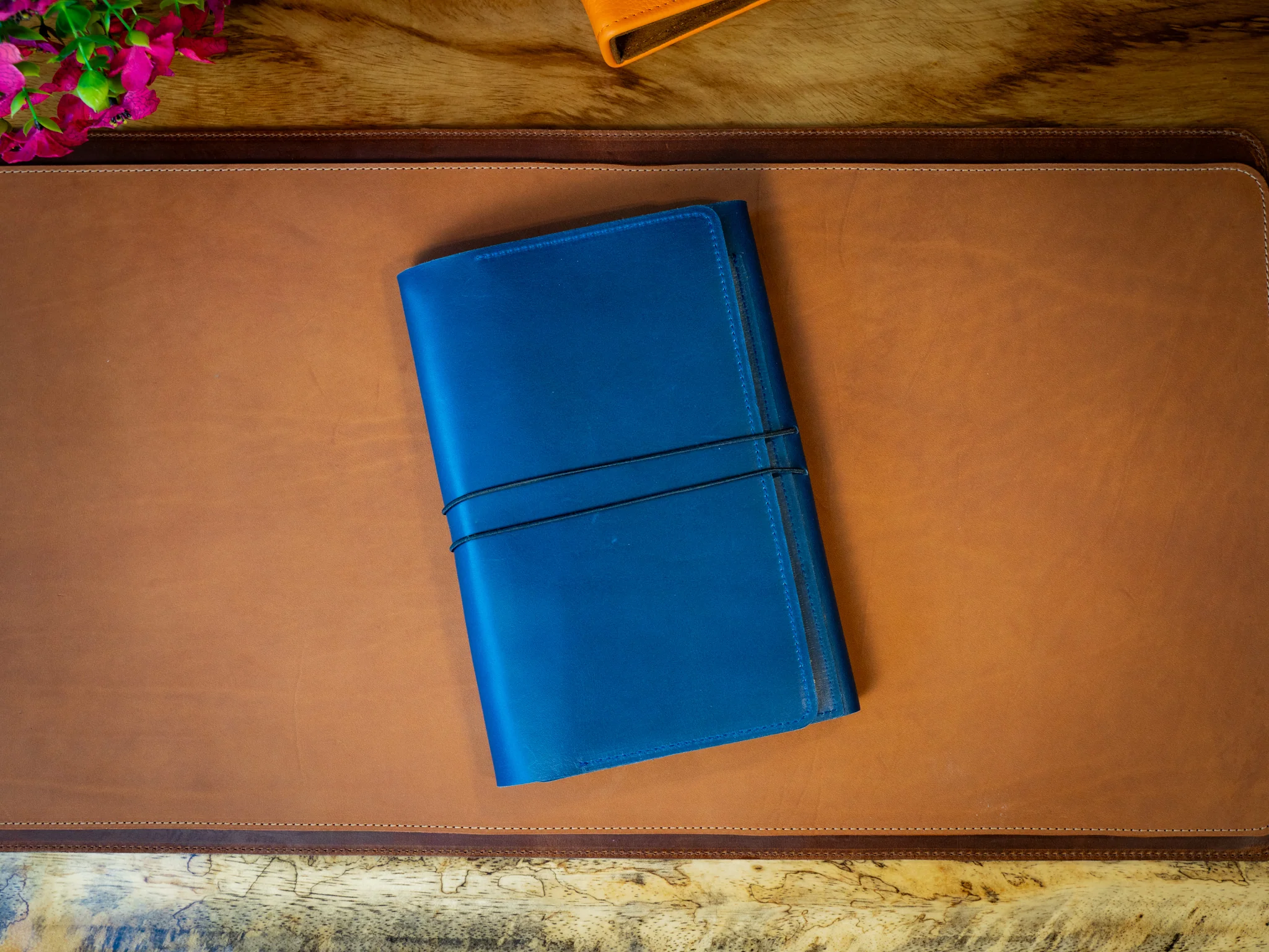 Milwaukee Leather Padfolio Pro - Navy - Image 2