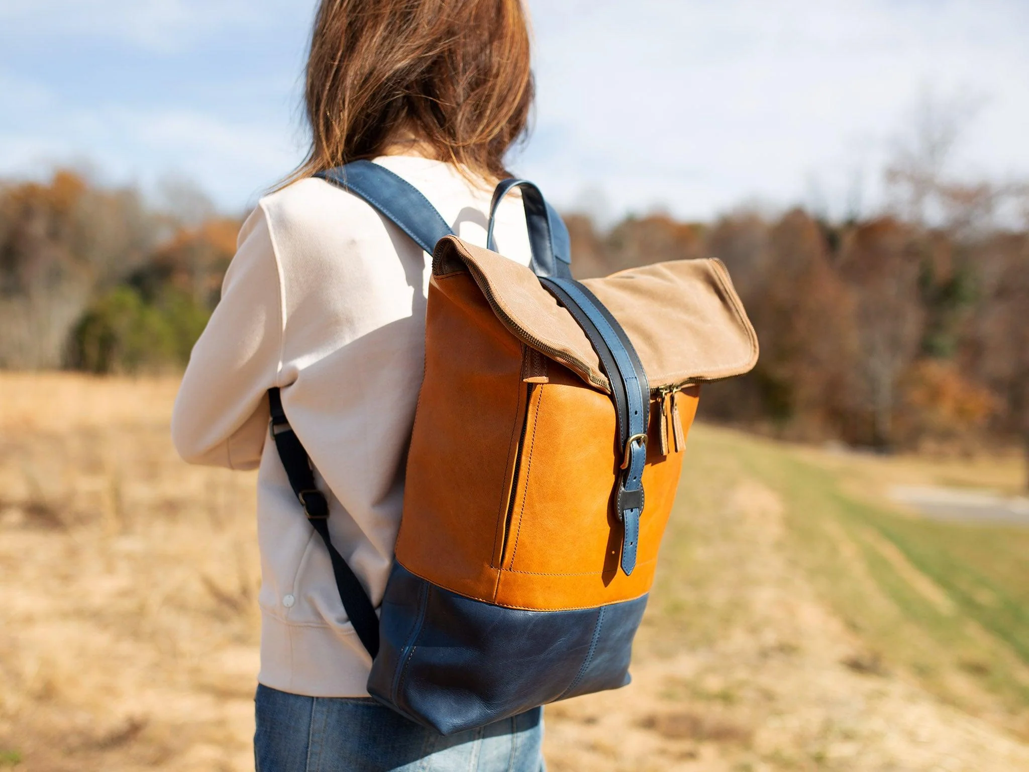 Zipper Rolltop Backpack Natural/Navy for Woman